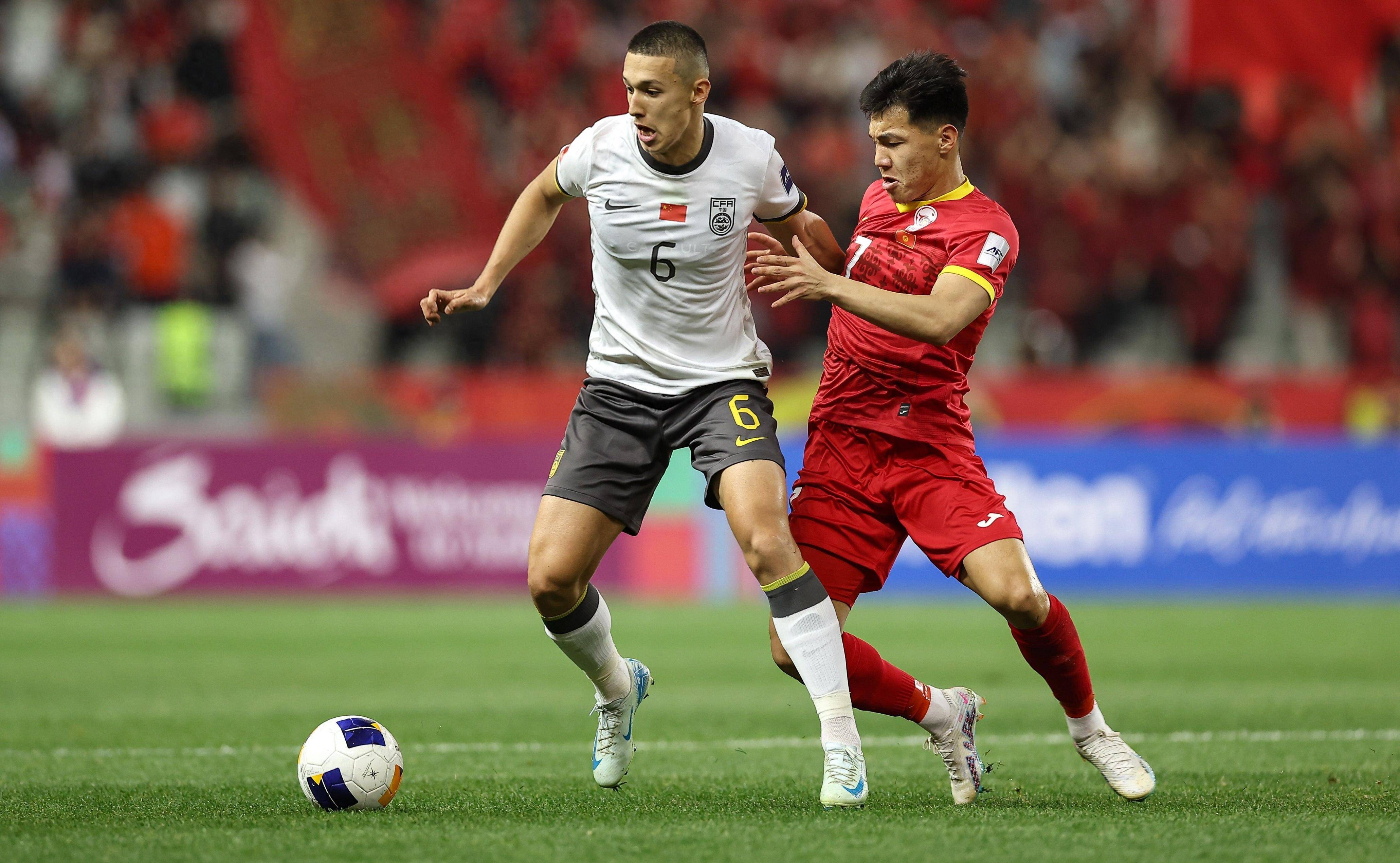 小组战绩稳定,马赛力压对手稳居榜首的简单介绍 小组战绩稳定,马赛力压对手稳居榜首的简单介绍