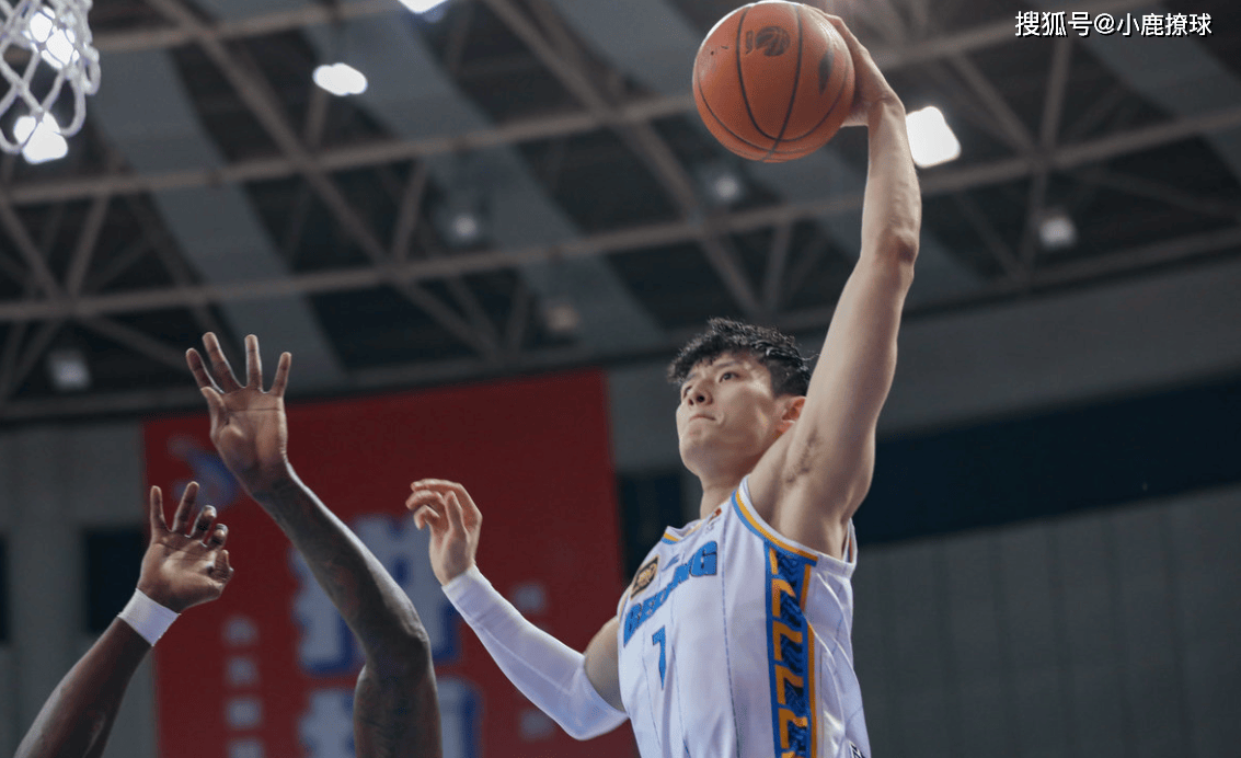 包含西藏男篮在比赛中奋力拼搏,终获胜利的词条 包含西藏男篮在比赛中奋力拼搏,终获胜利的词条