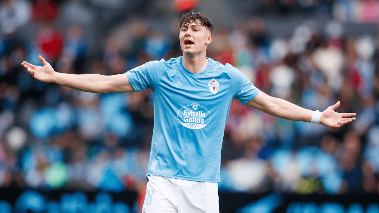 关于巴伦西亚前锋连续进球，助球队逐渐重返正轨的信息