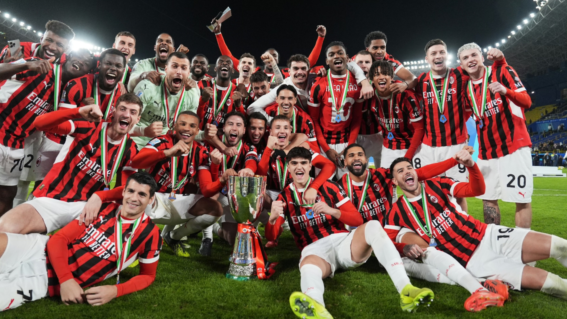 意大利队在一场激烈的比赛中挺进半决赛的简单介绍