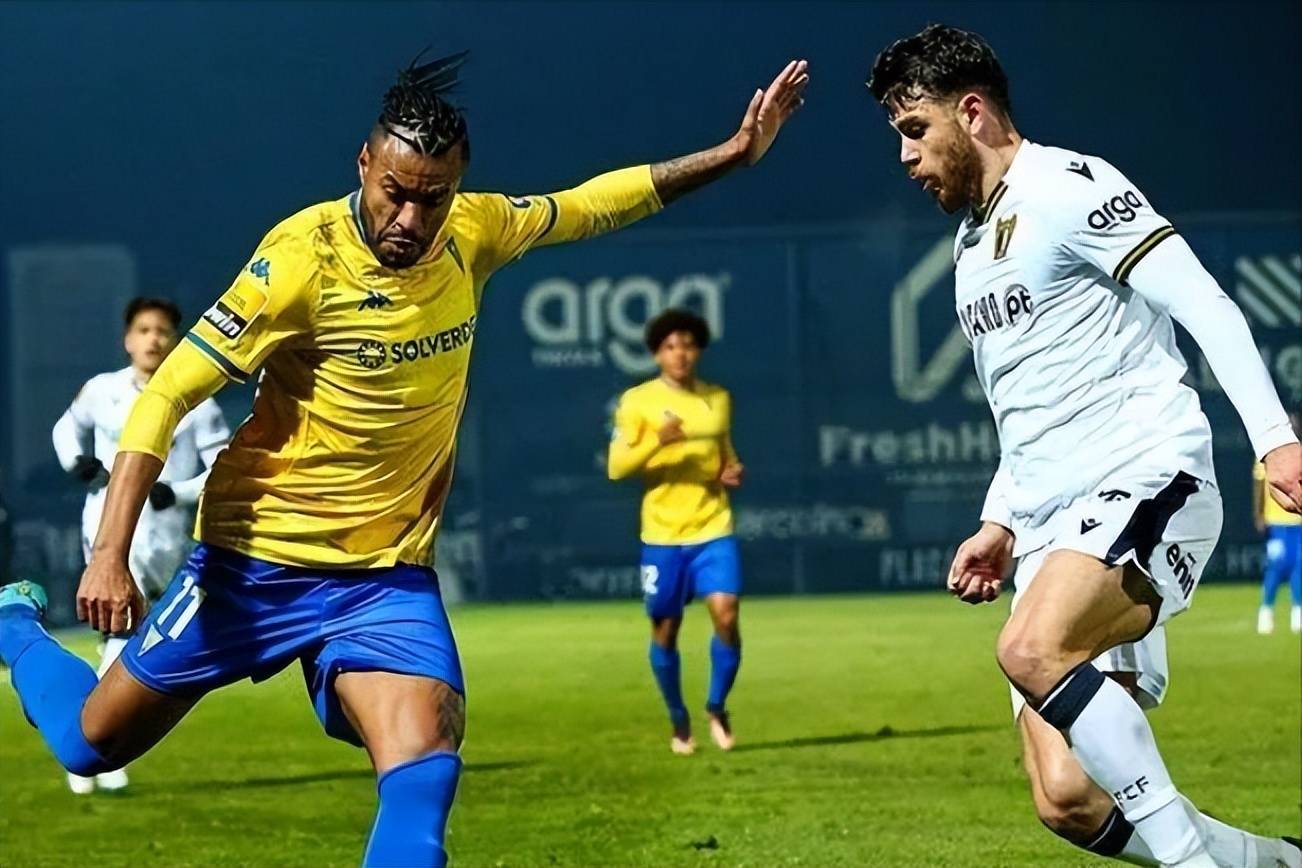 洛里昂狂胜过关，击败对手升至第三的简单介绍