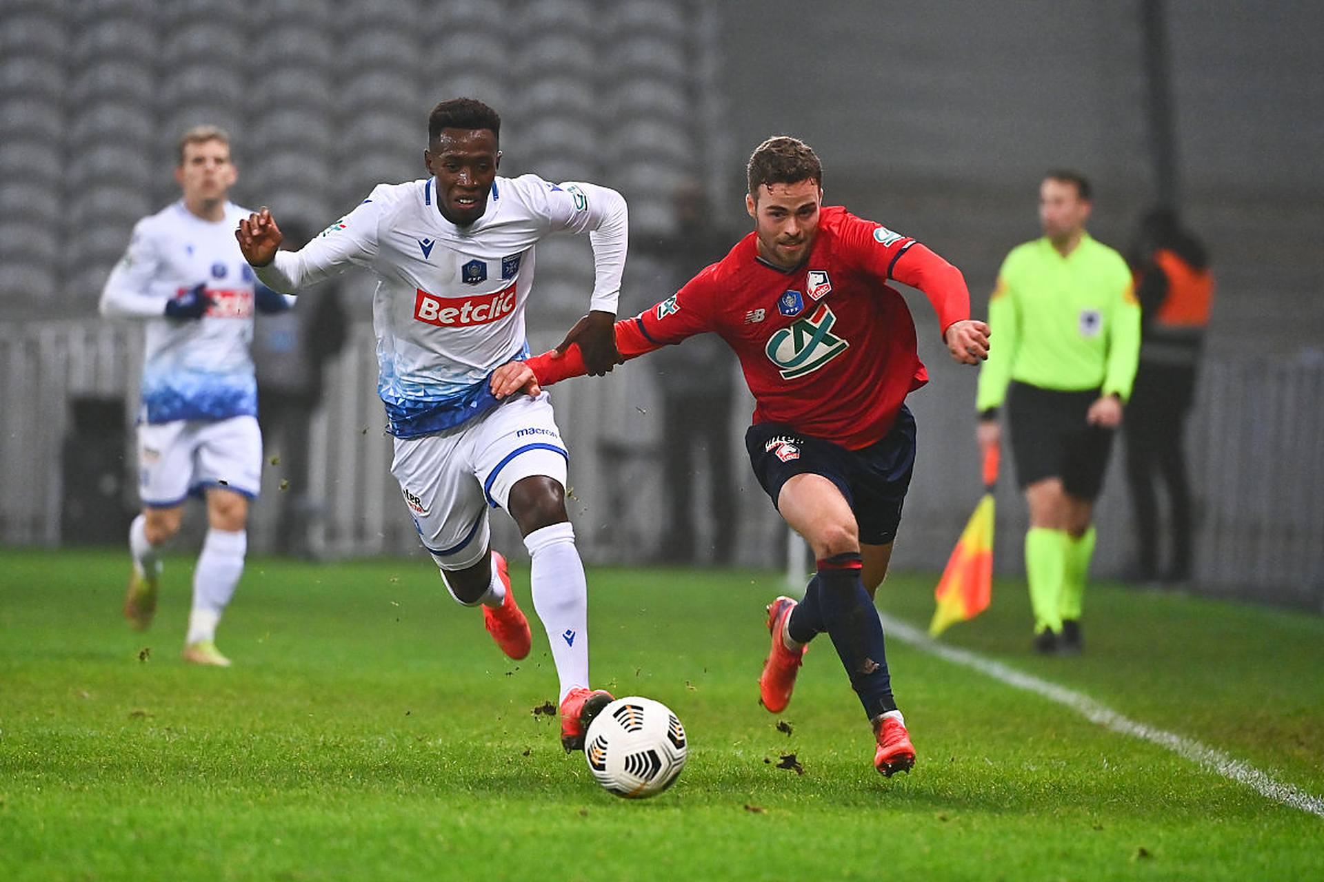 关于梅斯遭逢欧塞尔逆转,失去比赛胜利!的信息 关于梅斯遭逢欧塞尔逆转,失去比赛胜利!的信息