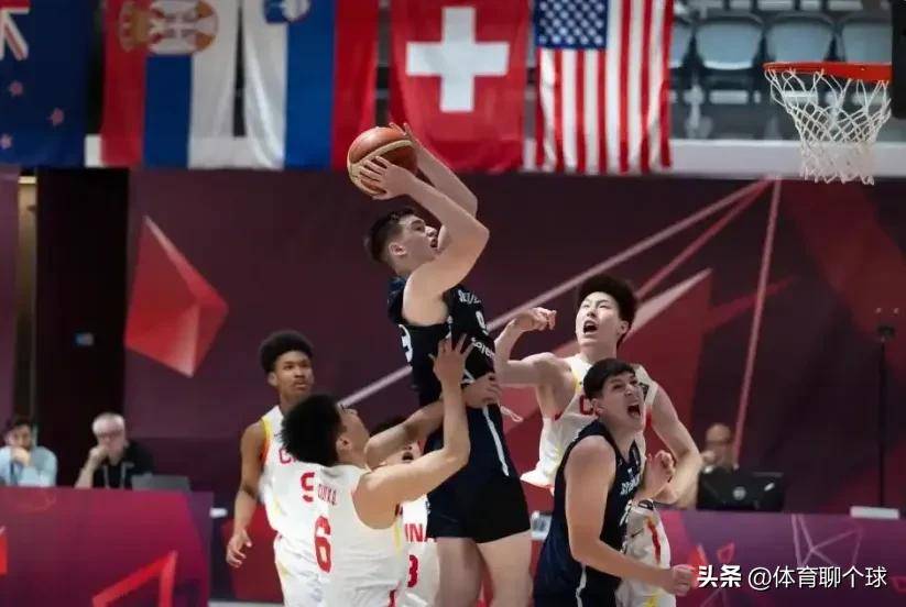 河南男篮再遭失败,连败局面延续 河南男篮再遭失败,连败局面延续