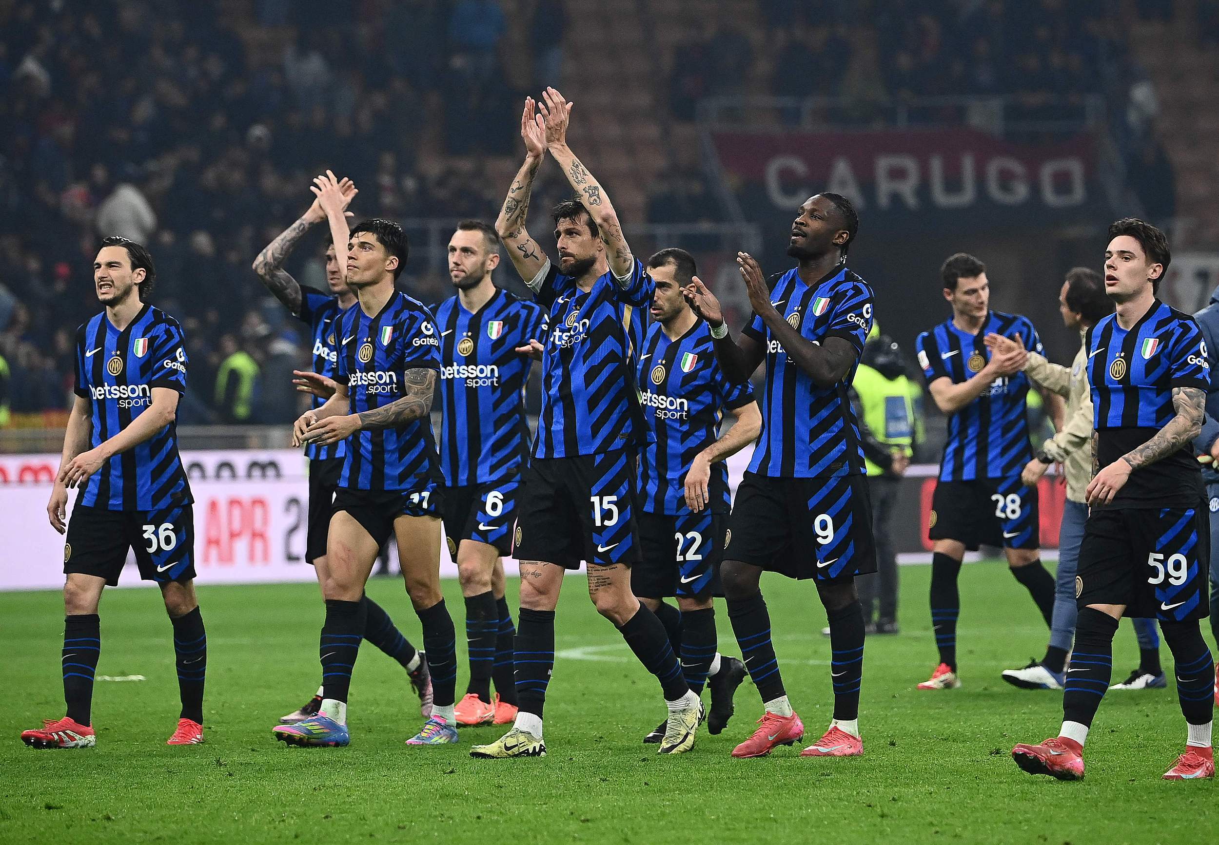 关于AC米兰客场大胜波尔图，豪取小组第一的信息