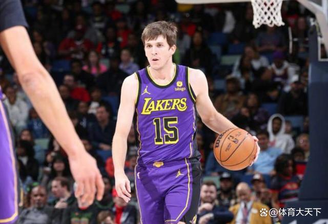 老鹰主教练点名批评球员表现