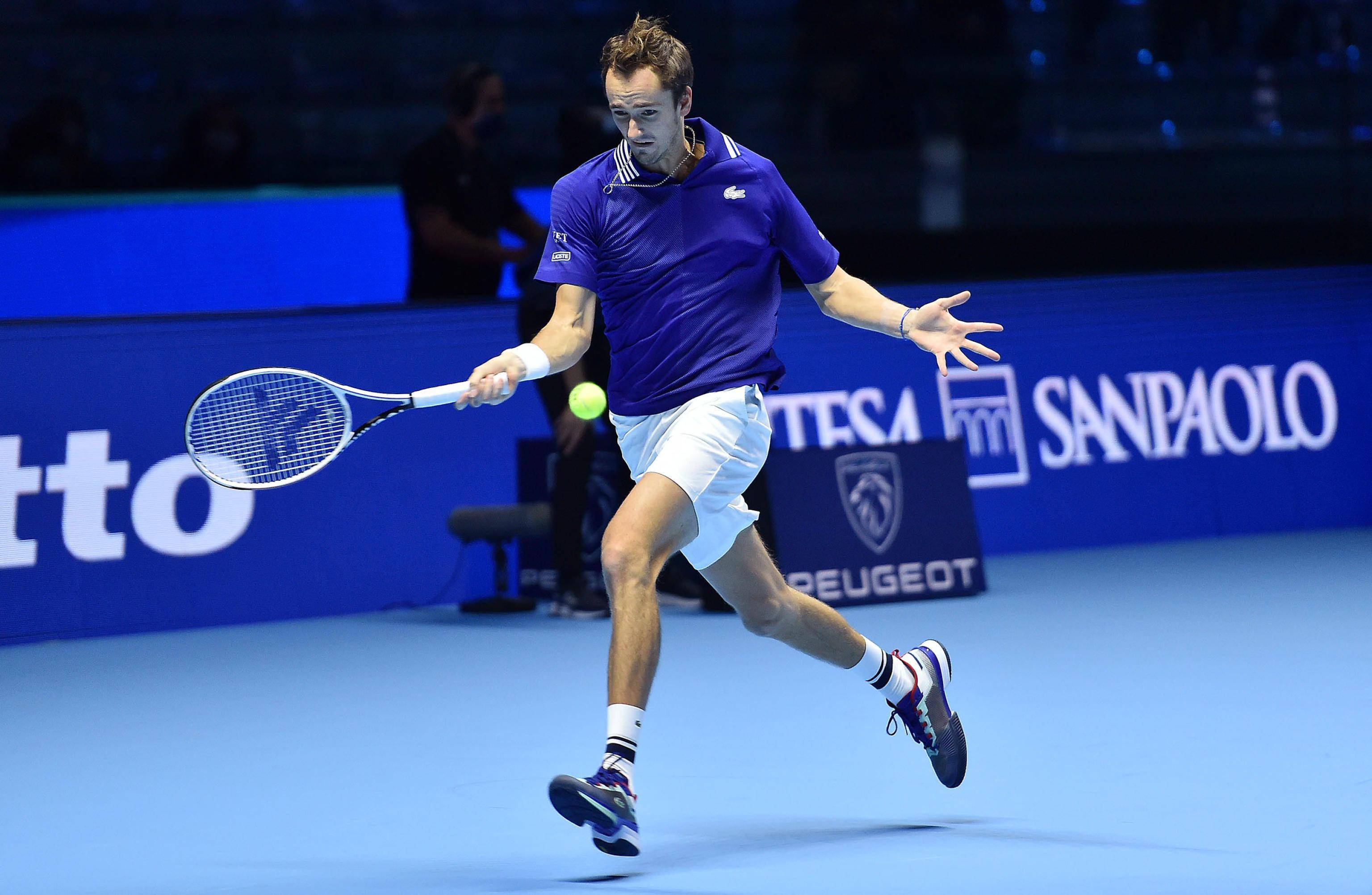 ATP总决赛险胜戴维斯杯,梅德韦杰夫状态火热 ATP总决赛险胜戴维斯杯,梅德韦杰夫状态火热