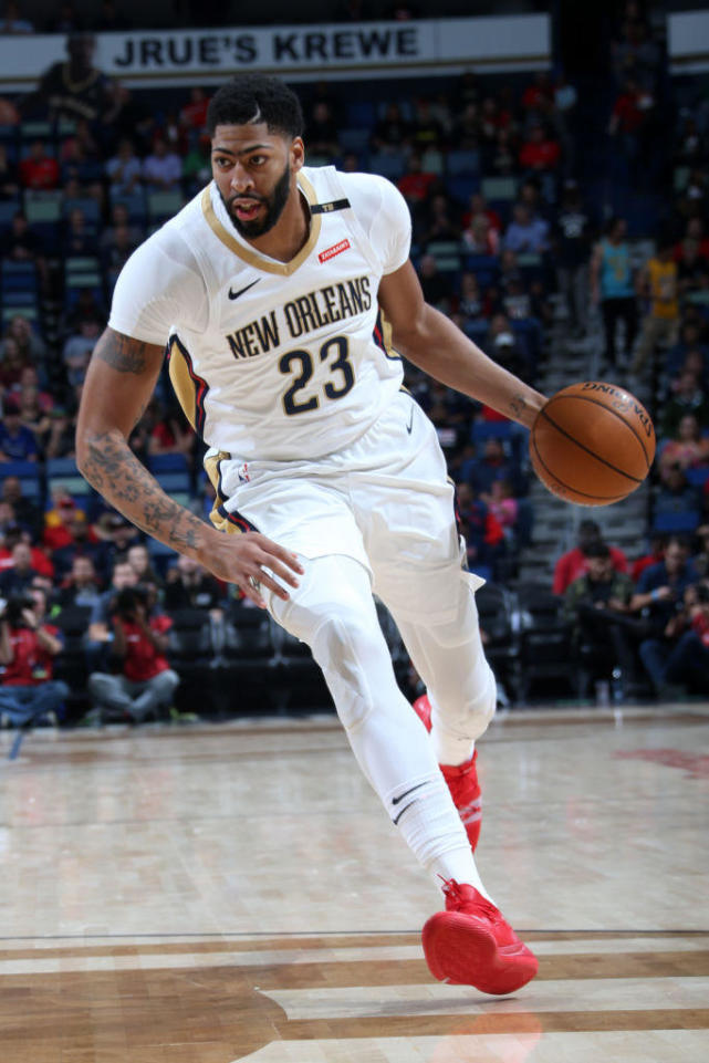 江苏队完胜快船,浓眉哥惊艳四座 江苏队完胜快船,浓眉哥惊艳四座