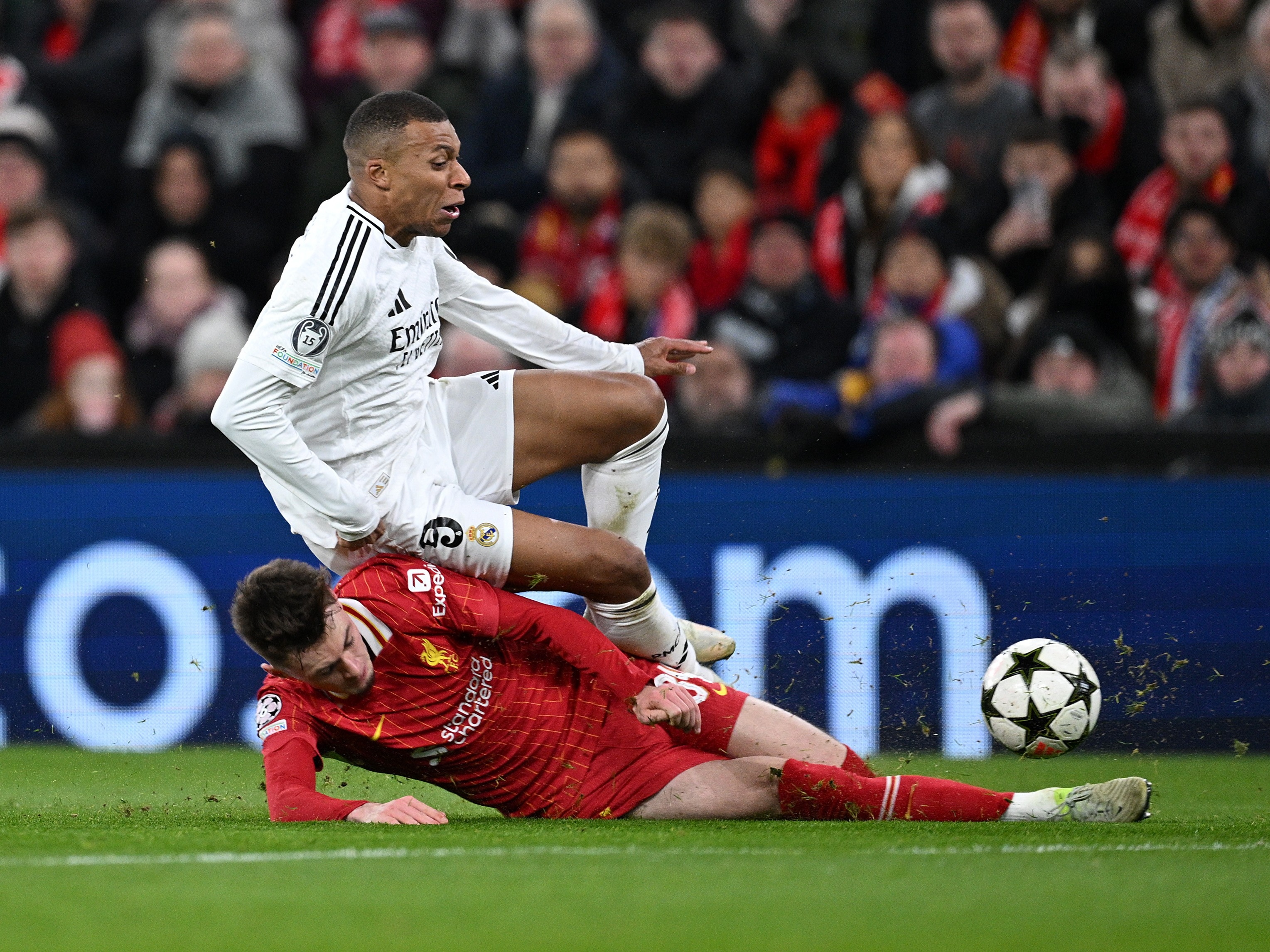 利物浦战胜拜仁,豪取晋级! 利物浦战胜拜仁,豪取晋级!