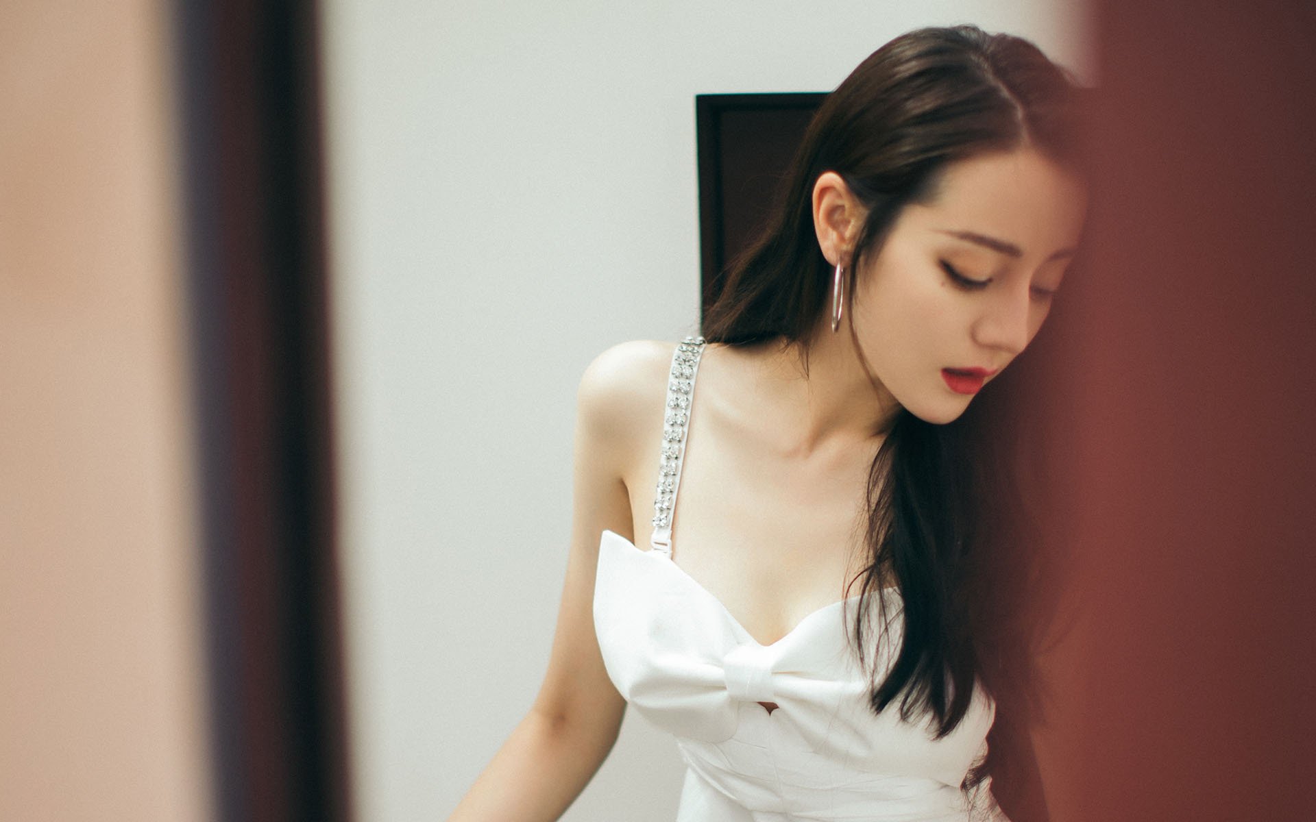 马刺一波流席卷火箭，爱德华兹关键先生闪耀全场