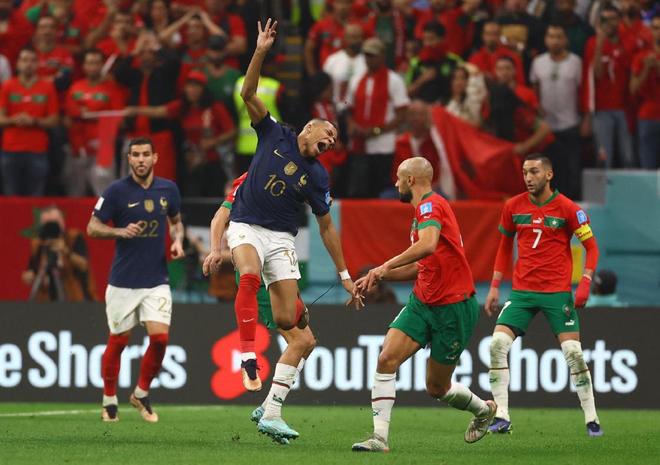 楚阿梅尼存在感拉满，罗马硬仗取胜摩洛哥