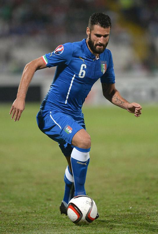 尼斯封锁佛罗伦萨,穆勒成为关键先生 尼斯封锁佛罗伦萨,穆勒成为关键先生