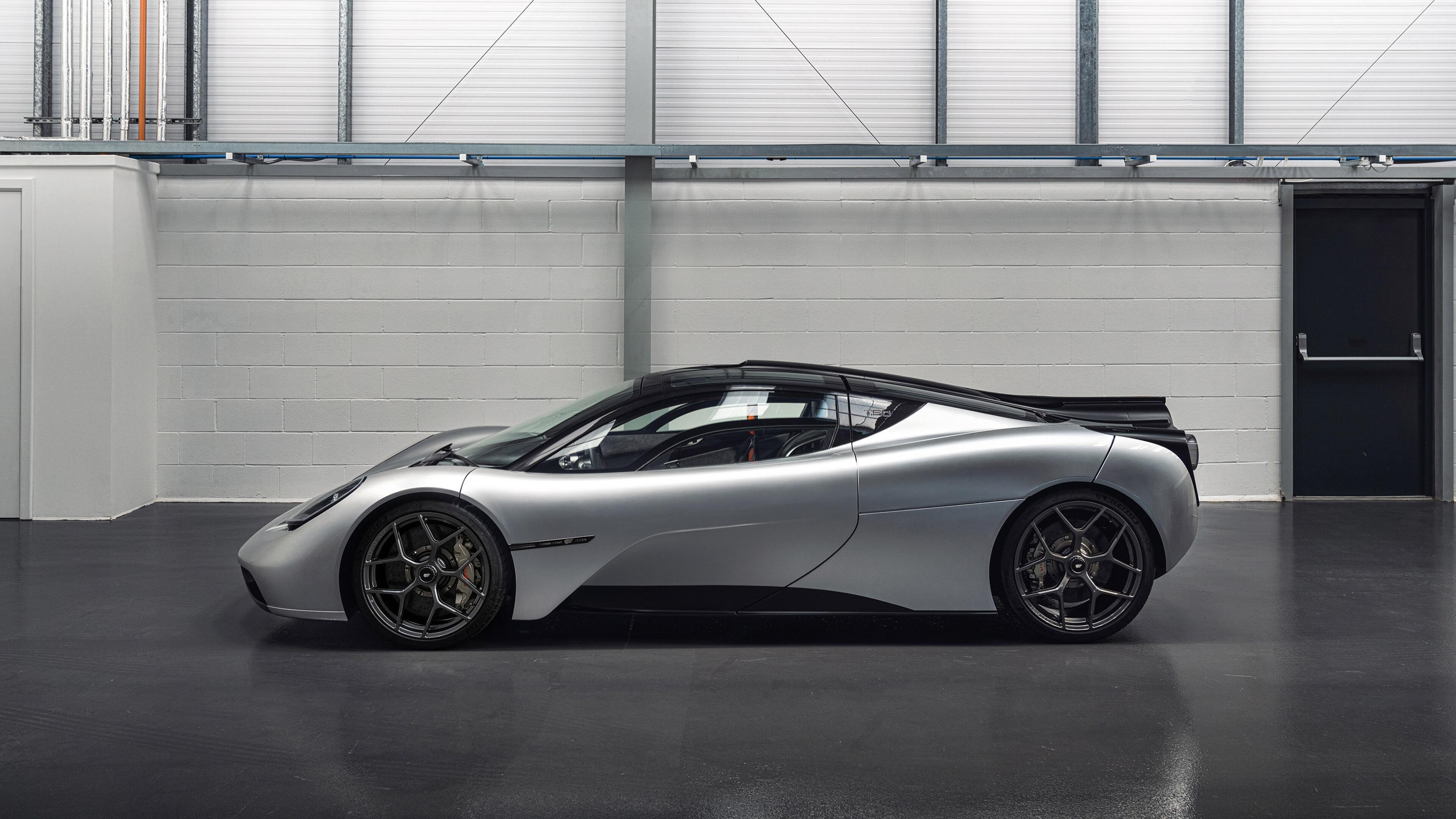 绝杀与主宰,拉齐奥压哨逆转利物浦,德里赫特德甲争冠战称雄