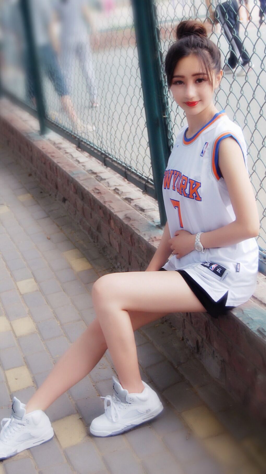 极速赛场上的灵魂舞者，当格列兹曼的足球节奏点亮F1争冠之夜